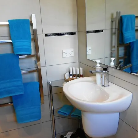 Oneroa Secret Garden Apartments Room photo