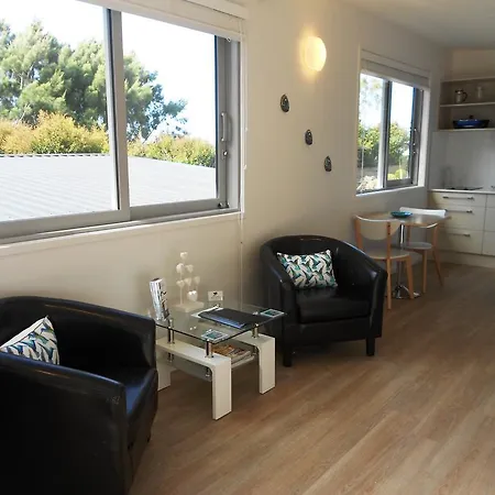 Oneroa Secret Garden Apartments Room photo