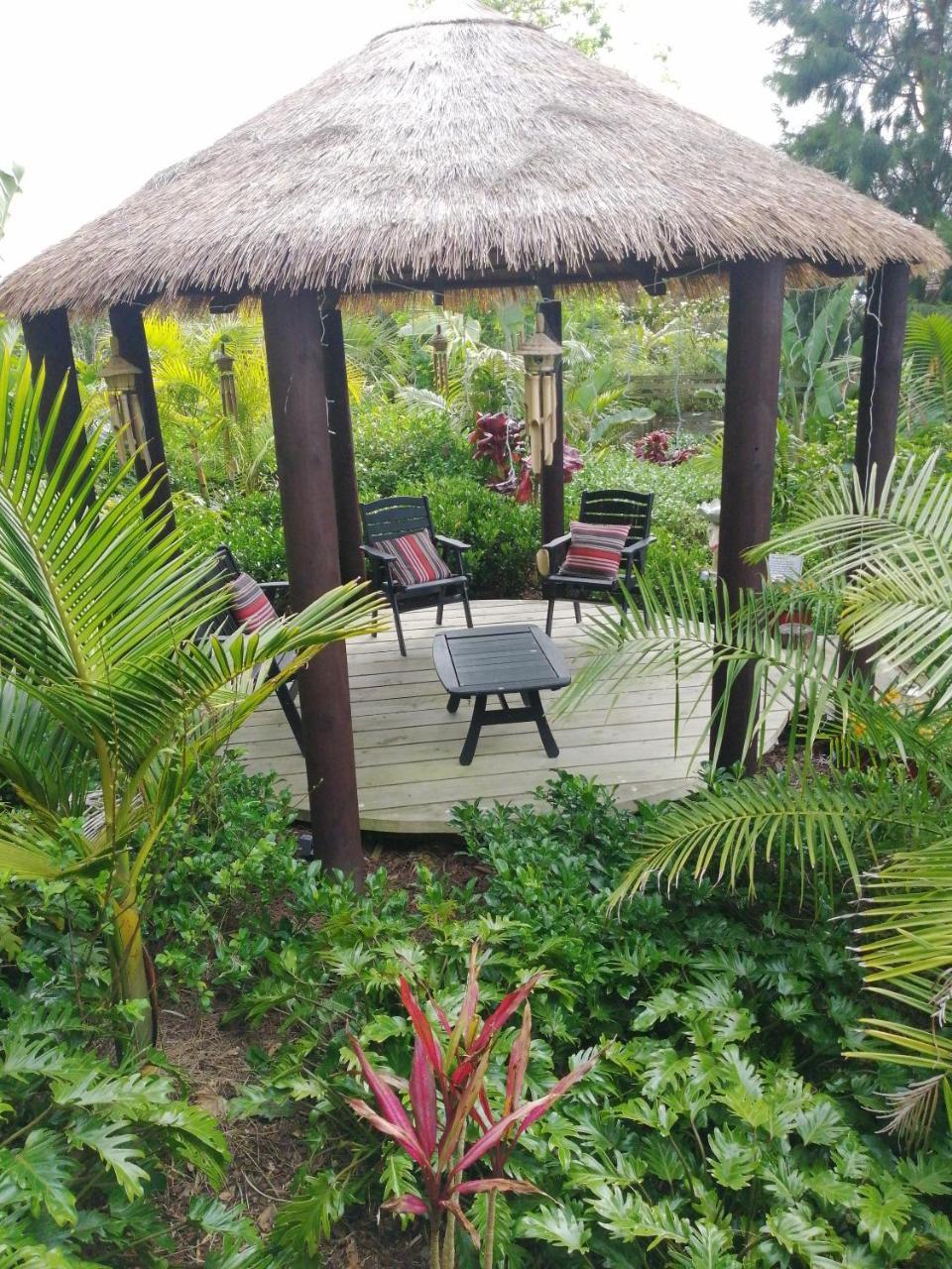 Secret Garden Apartment Oneroa